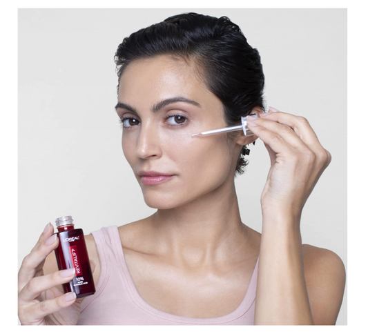 L’Oréal Paris Glycolic Acid Face Serum, Revitalift Triple Power LZR, With 10% Pure Glycolic Acid to Exfoliate and Reduce the Look of Wrinkles, Skincare, 30 Millilitre